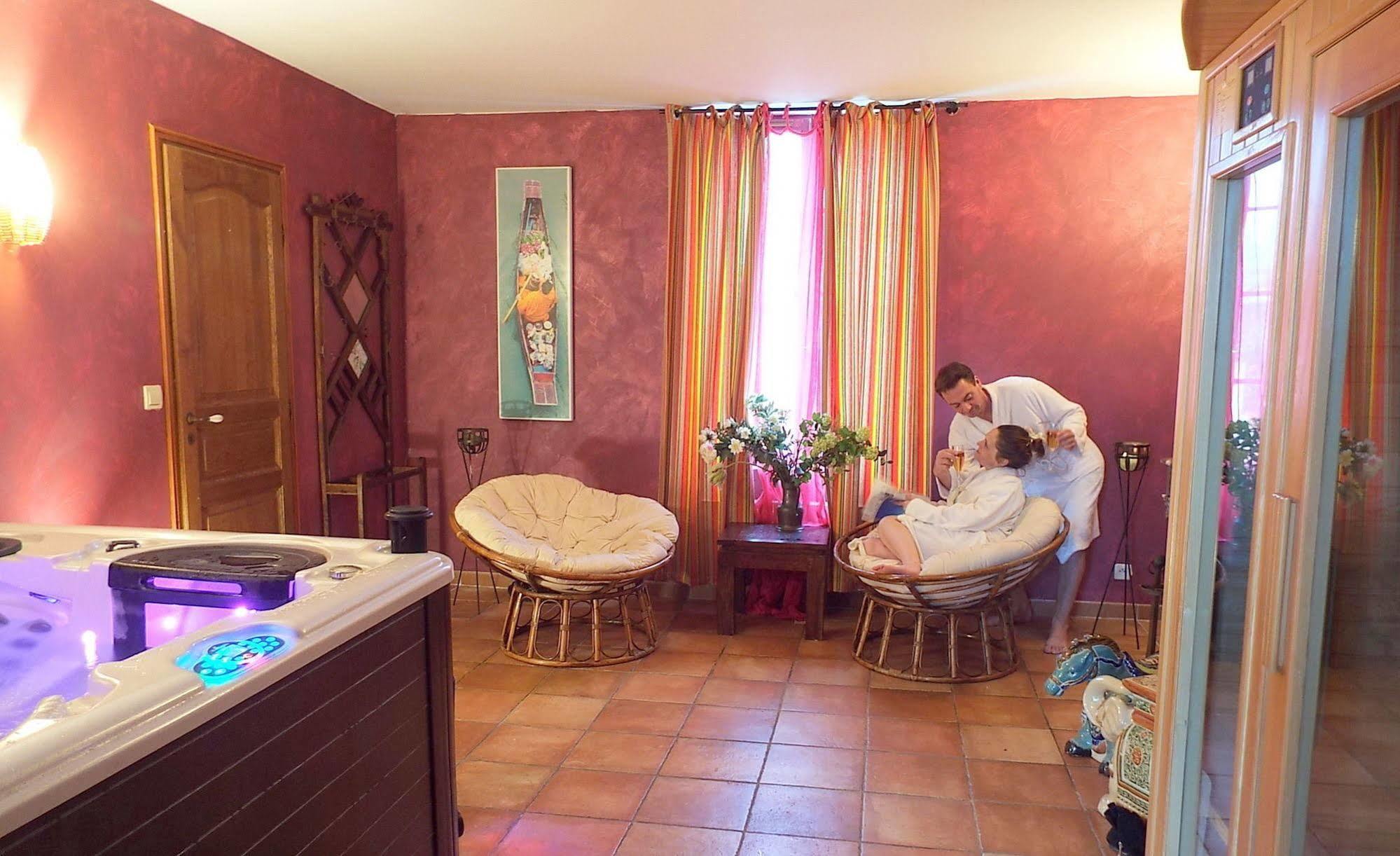 Les Roses De Montherlant المظهر الخارجي الصورة